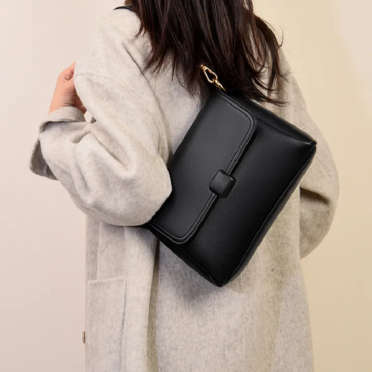 Cool PU Shoulder Bag Regular Women's Black/Khaki/Red-2
