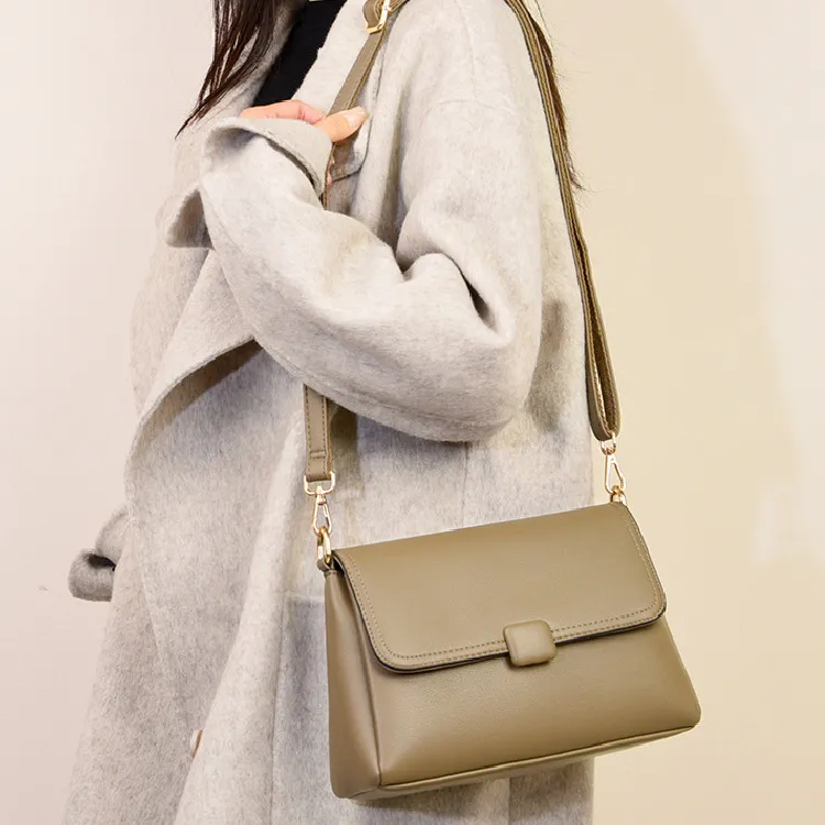Cool PU Shoulder Bag Regular Women's Black/Khaki/Red-7