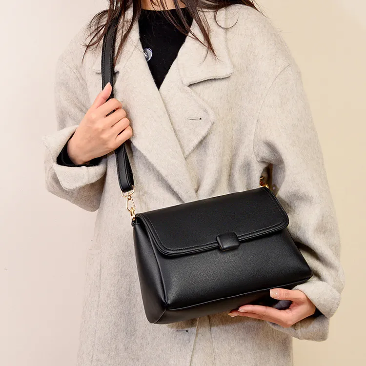 Cool PU Shoulder Bag Regular Women's Black/Khaki/Red-1