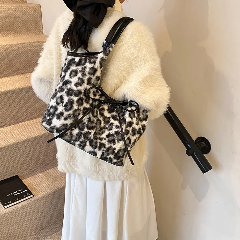 Cool PU Handbag Shoulder Bag Regular Women's Multicolor-3