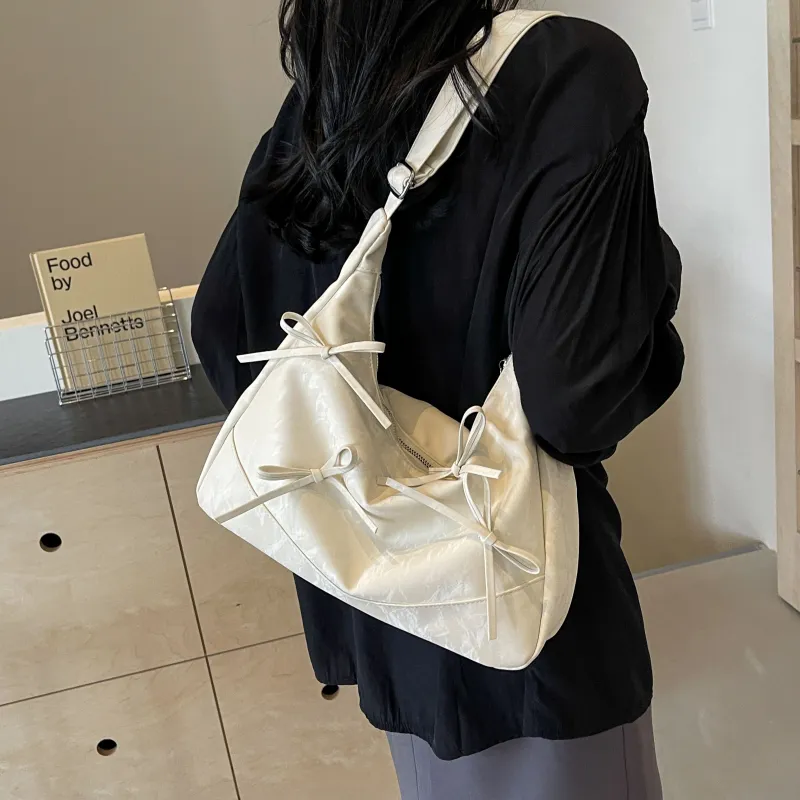 Cool Flannelette Shoulder Bag Women's Ecru/Silver/Black/Pink-1