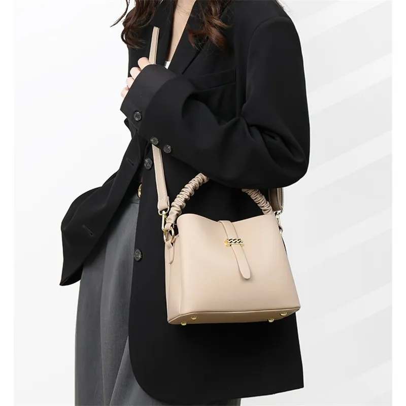Cool PU Shoulder Bag Regular Women's Black/Ecru/Yellow/Burgundy-5