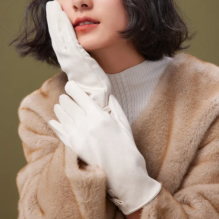 Lagur Polyester Knit Gloves Women's Gentle Creamy White/Noble Brown-1