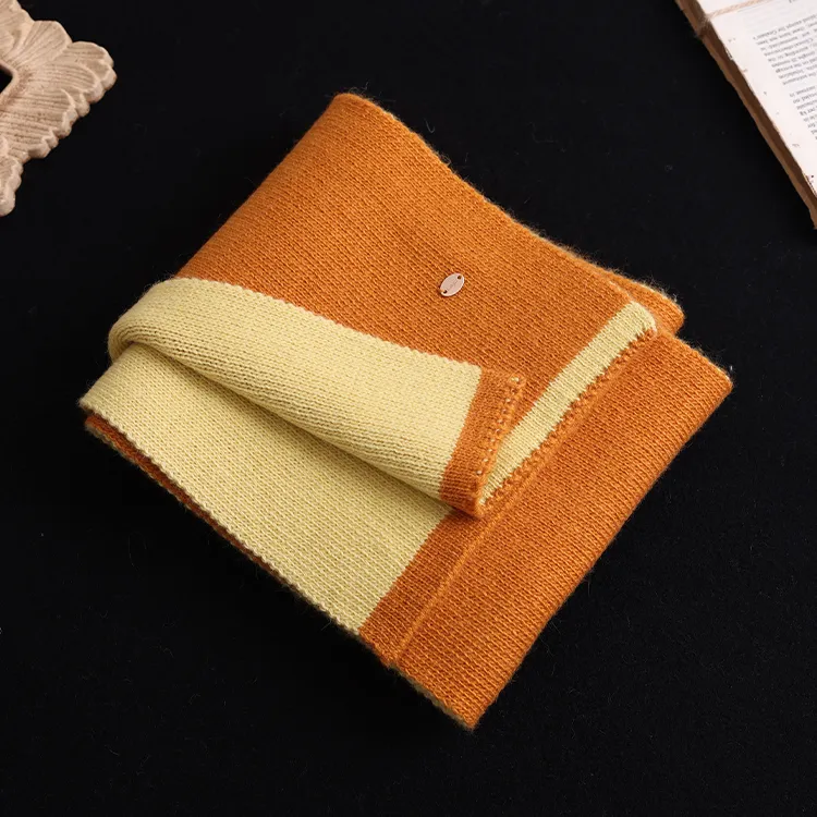 Lagur Knit Scarves Women's-2