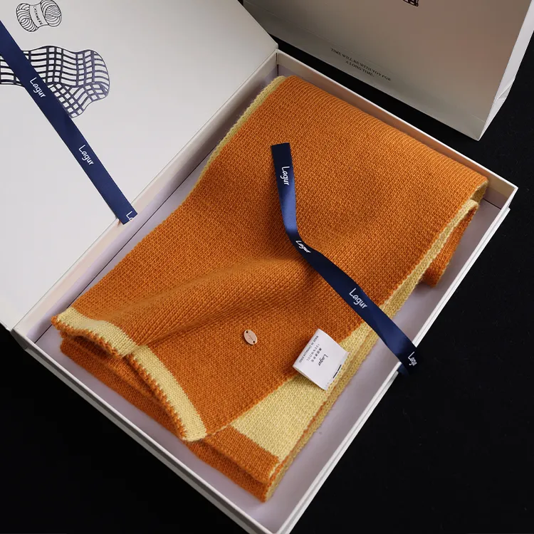 Lagur Knit Scarves Women's-1