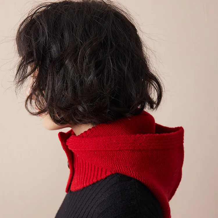 Lagur Wool Hoods & Plush Hats Women's-5
