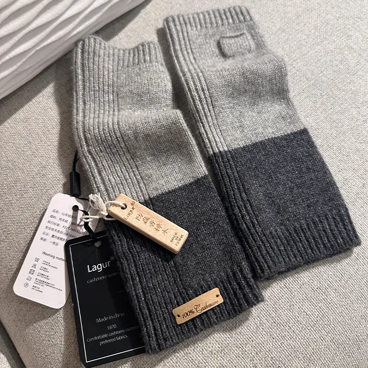 Lagur 100% Cashmere Knit Gloves Women's White Caramel/Dark Gray Light Gray-3