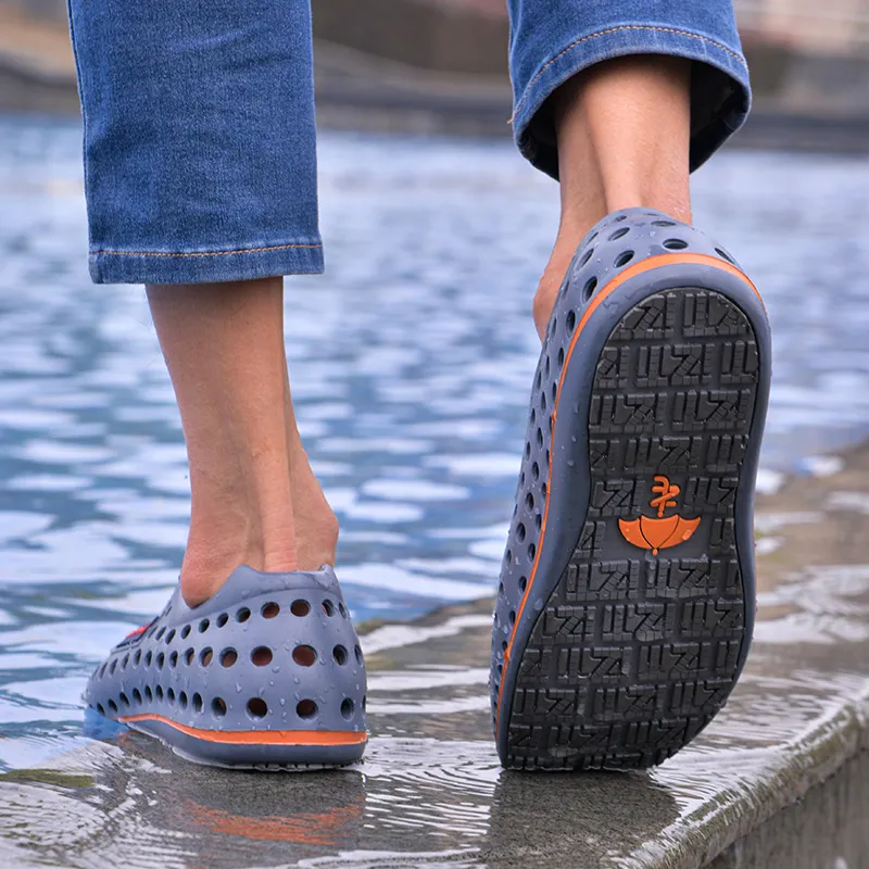 Izt Clogs Unisex-21