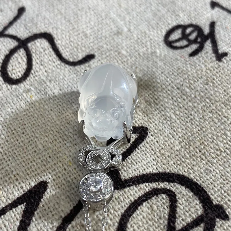 XIBAOCHUNHUA Chalcedony Necklaces Unisex-3