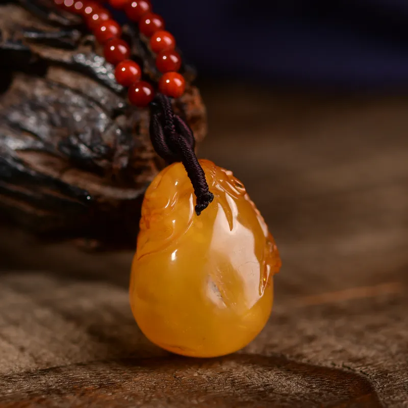 Xiao Tian Southern Red Agate Necklaces Unisex-2