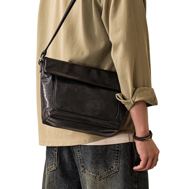 Back Step Top Grain Cow Leather Messenger Bag, Crossbody Bag, Shoulder Bag Medium Size Men's Black-5