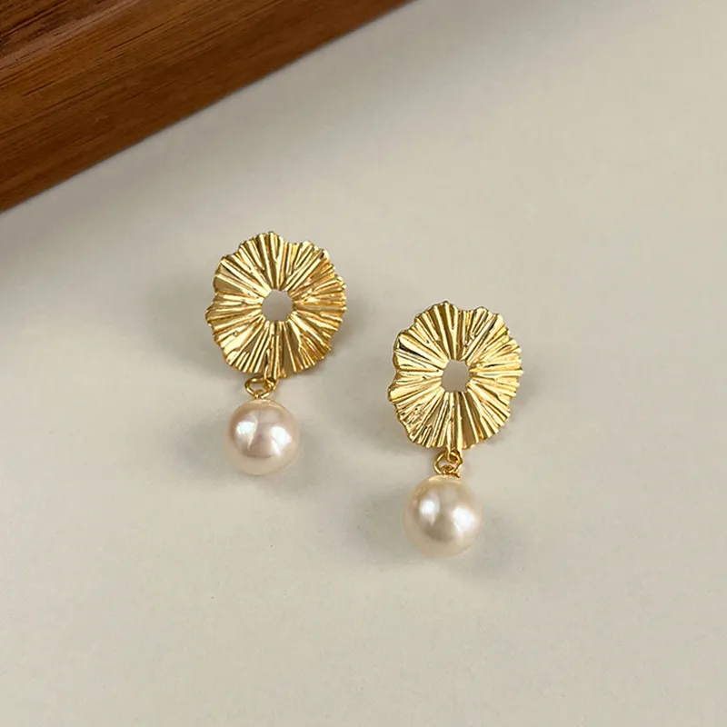 NATURALLYJOJO Freshwater Pearl Earrings Women's Gold-6