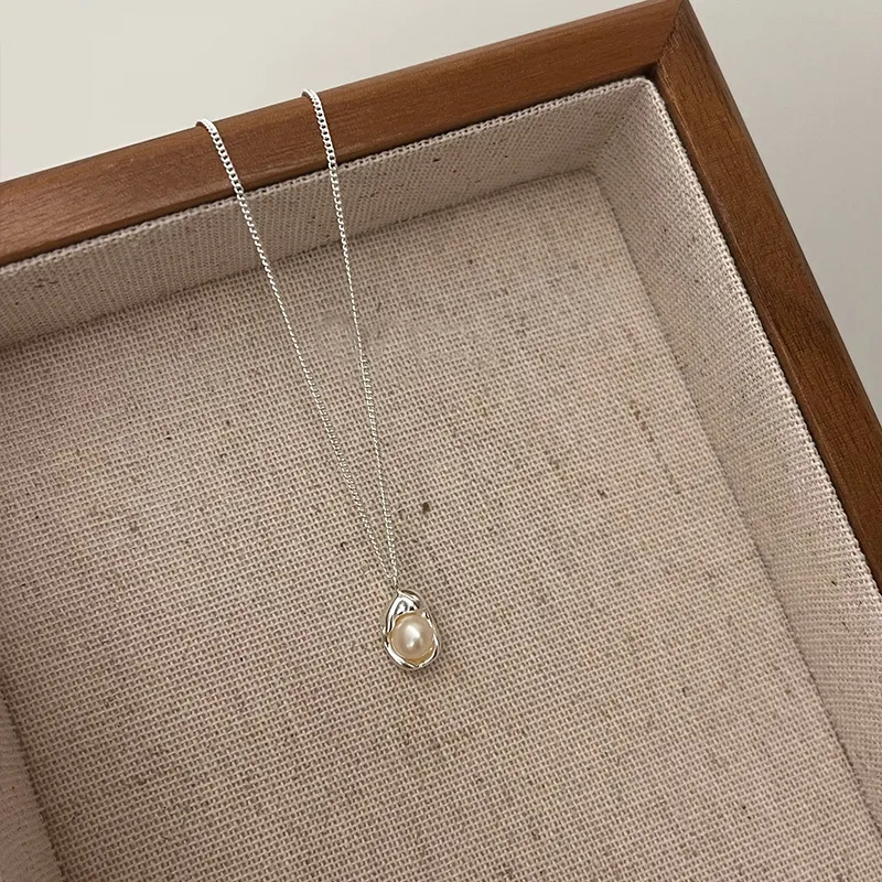 NATURALLYJOJO Faux Pearl Necklaces Women's Silver White-6