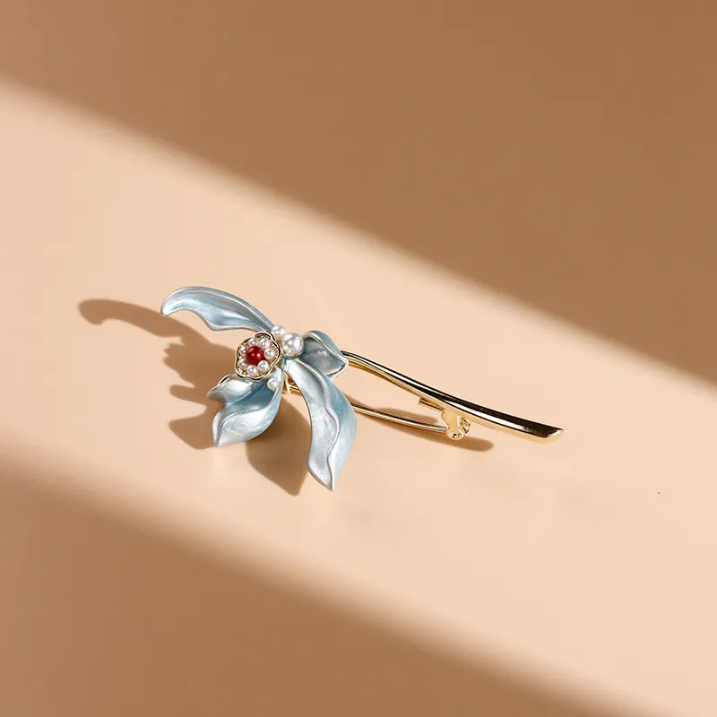 NATURALLYJOJO Zircon Brooches Women's Light Blue-7