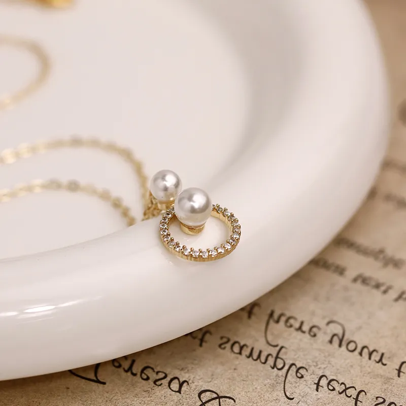 NATURALLYJOJO Imitation Pearl Copper Necklaces Women's Gold/Silver-3