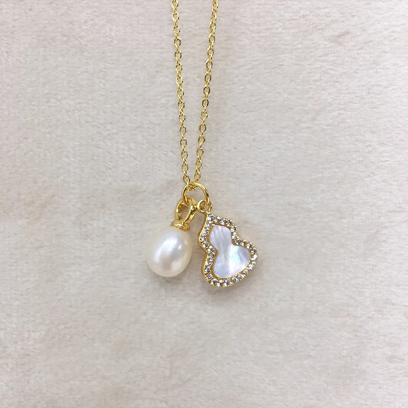 NATURALLYJOJO Mother Of Pearl Pearl Necklaces Women's White/Gold-5