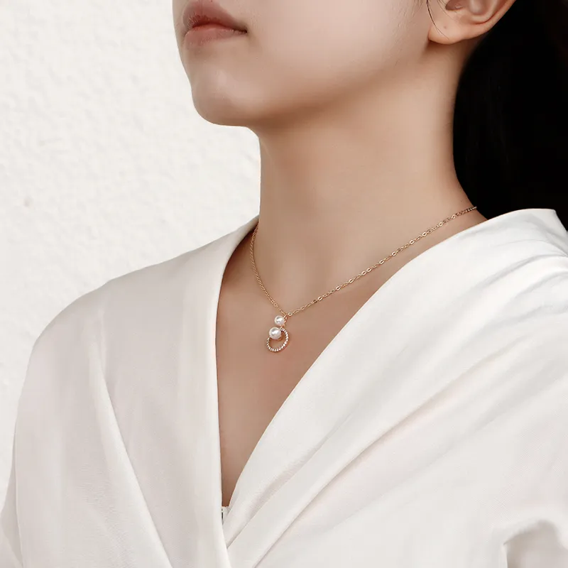 NATURALLYJOJO Imitation Pearl Copper Necklaces Women's Gold/Silver-2