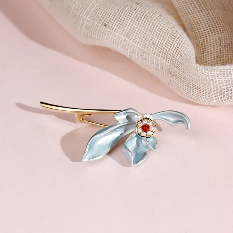 NATURALLYJOJO Zircon Brooches Women's Light Blue-5