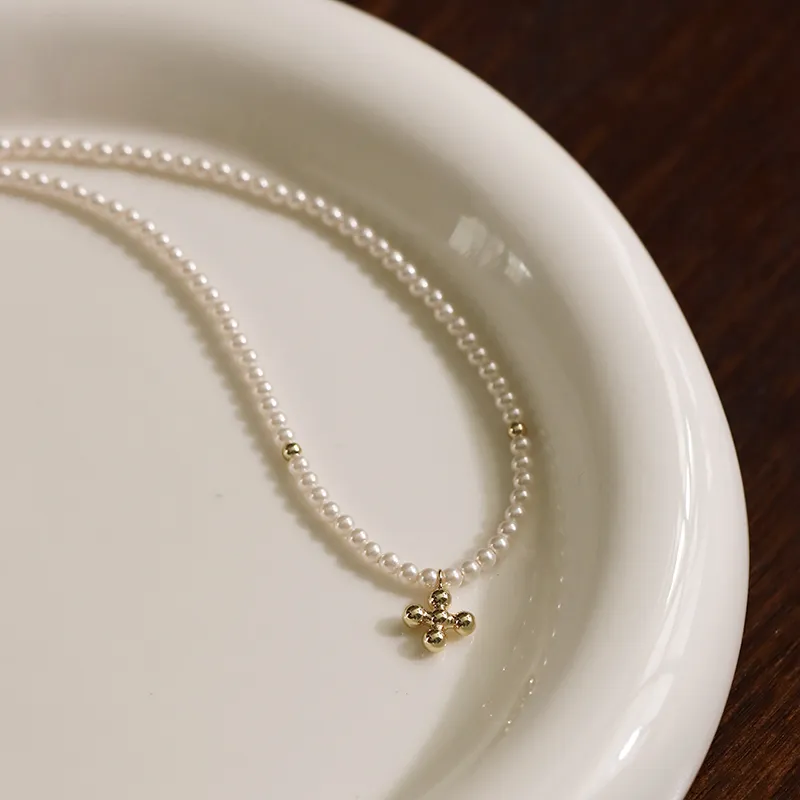 NATURALLYJOJO Shell Pearl Necklaces Women's White/Gold-4