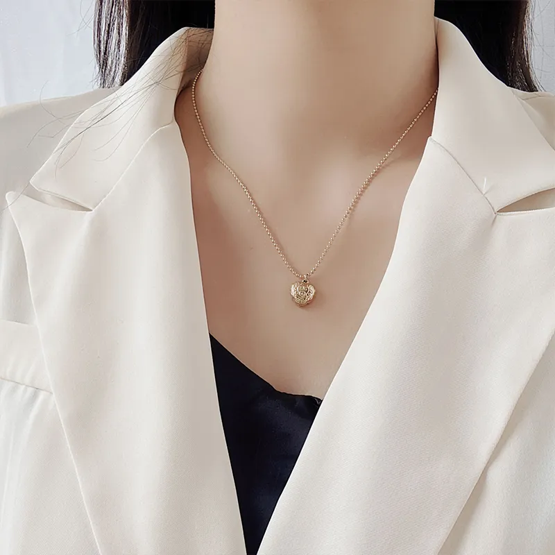 NATURALLYJOJO Titanium Steel Mother Of Pearl Necklaces Women's Gold-2