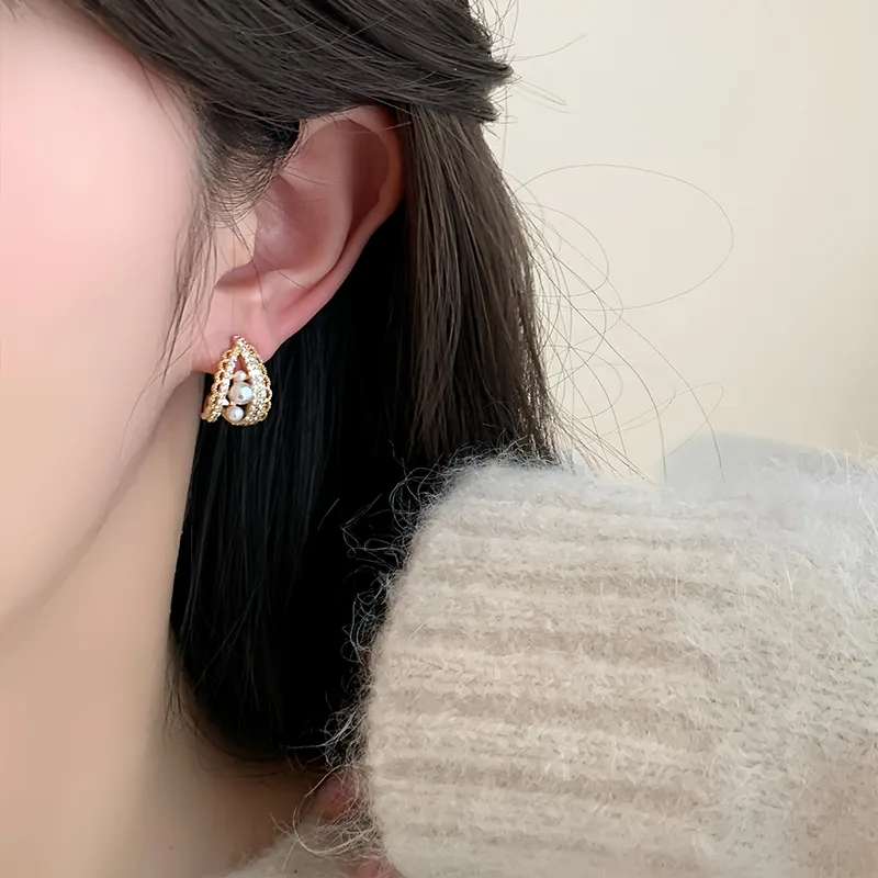 NATURALLYJOJO Zircon Clip On Earrings Women's-2