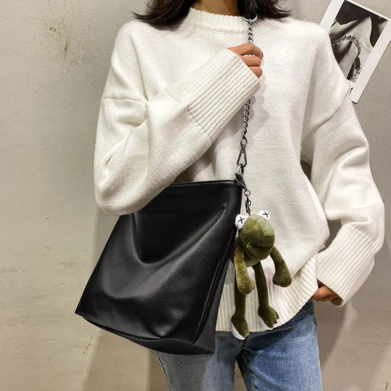 CORALDAISY Synthetic Leather Shoulder Bag, Crossbody Bag, Chain Bag Tubas Women's Obsidian Black-3
