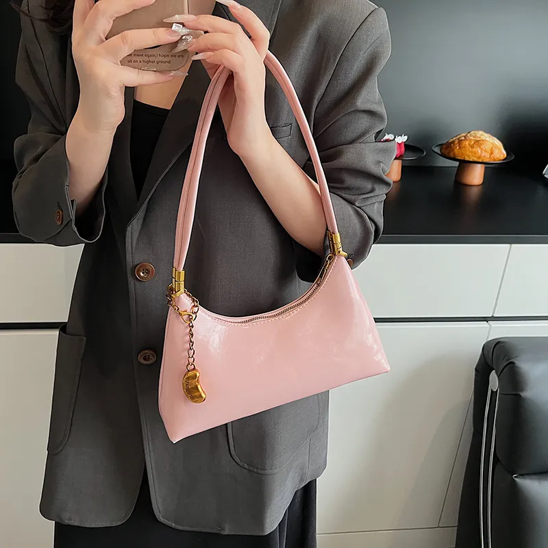 Three Ducklings PU Crossbody Bag Shoulder Bag Women's Ecru/Pink/Khaki/Green/Red/Black-6