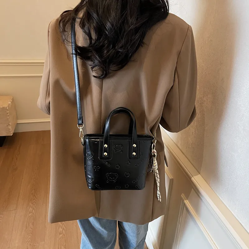 Three Ducklings PU Handbag Women's Ecru/Pink/Brown/Black-15