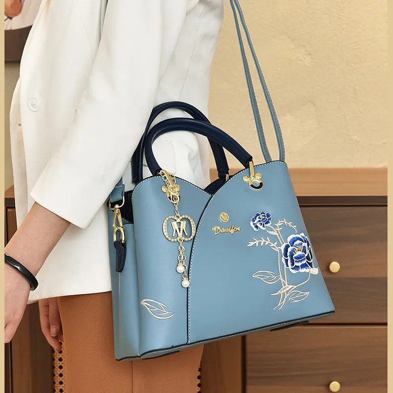 Three Ducklings PU Handbag Women's Multicolor-12