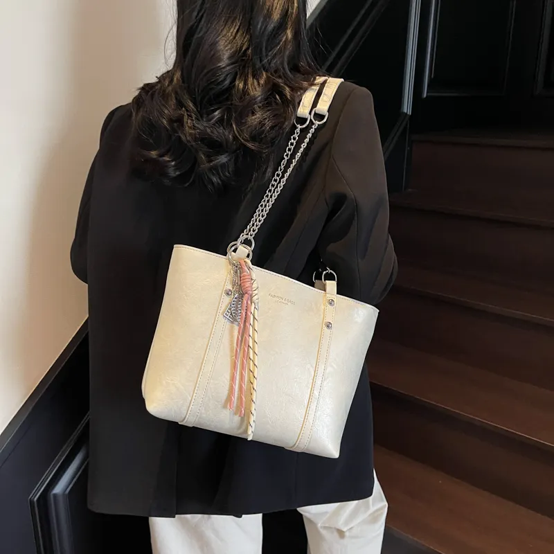 Three Ducklings PU Tote Bag Shopping Bag Shoulder Bags Women's Multicolor-2