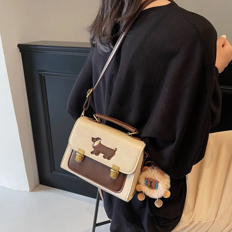 Three Ducklings PU Handbag Women's Ecru/Black/Dark Brown/Coffee-10