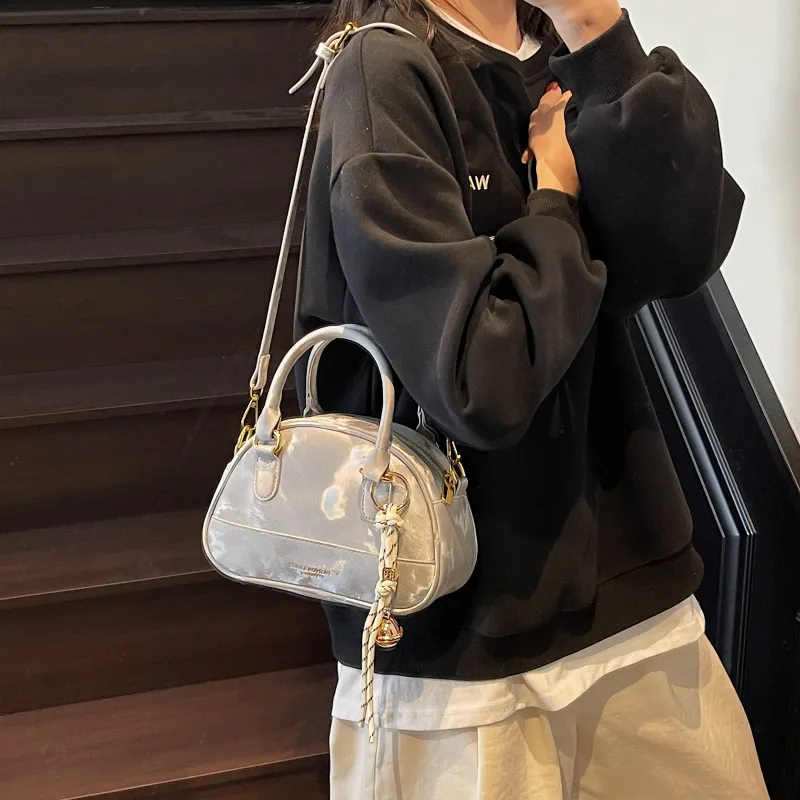 Three Ducklings PU Handbag Regular Women's Ecru/Black/Pink/Silver-6