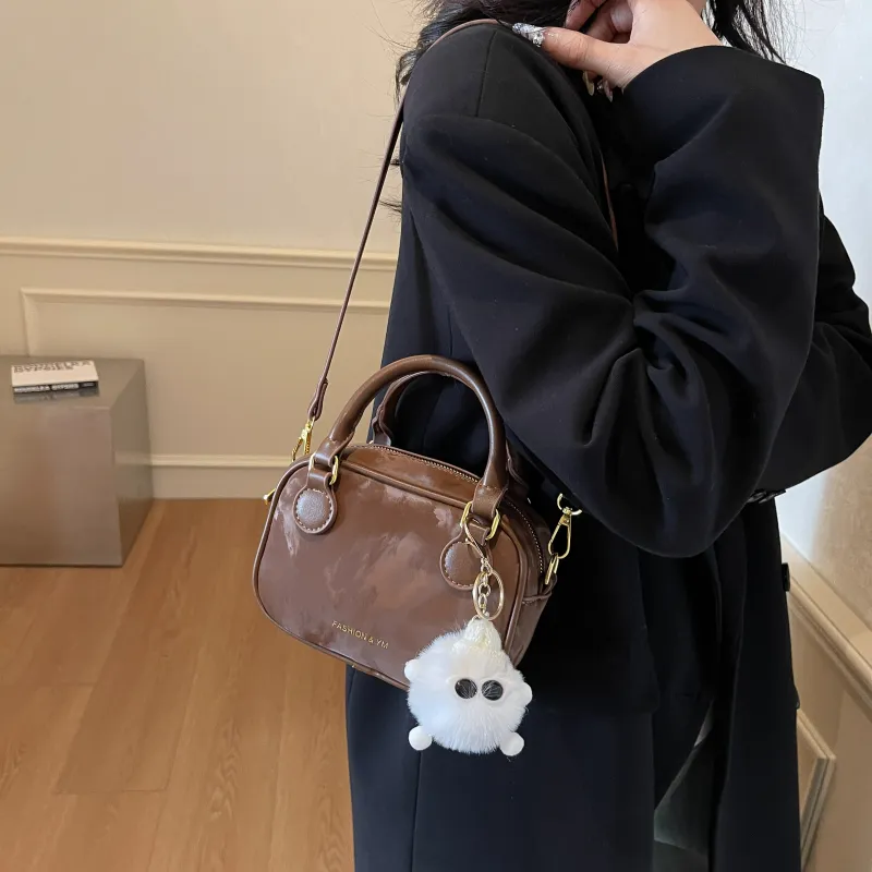 Three Ducklings PU Handbag Shoulder Bag Crossbody Bag Regular Women's Black/Ecru/Silver/Coffee/Pink-12