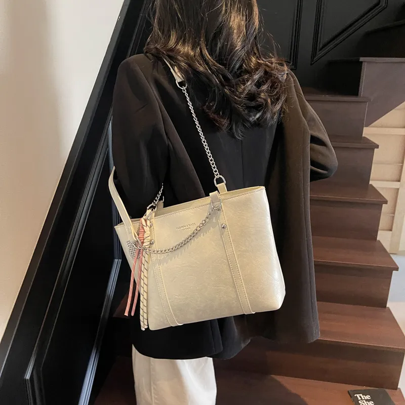 Three Ducklings PU Tote Bag Shopping Bag Shoulder Bags Women's Multicolor-3