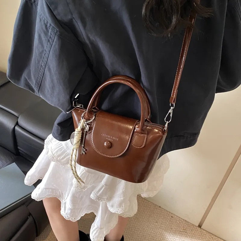 Three Ducklings PU Handbag Women's Ecru/Black/Pink/Brown-10