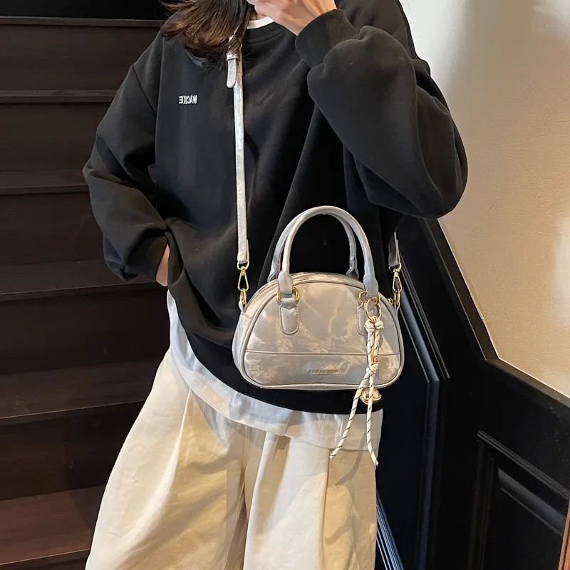 Three Ducklings PU Handbag Regular Women's Ecru/Black/Pink/Silver-7