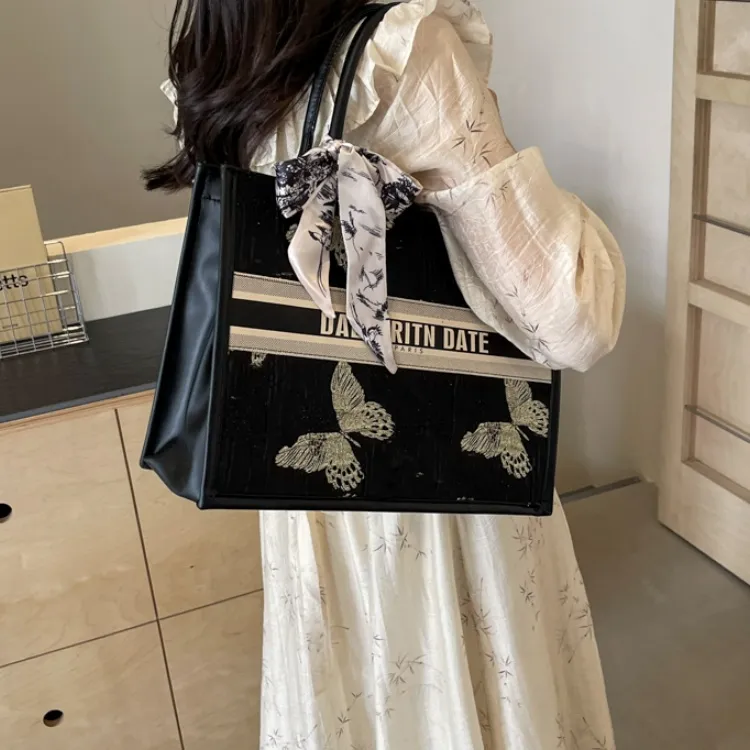 TTaG．baG Handbags-24