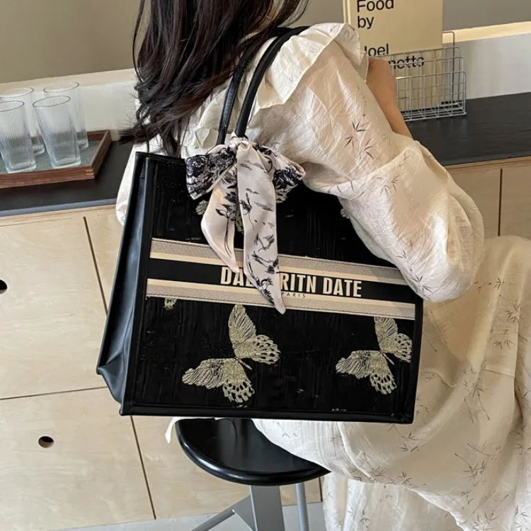 TTaG．baG Handbags-25