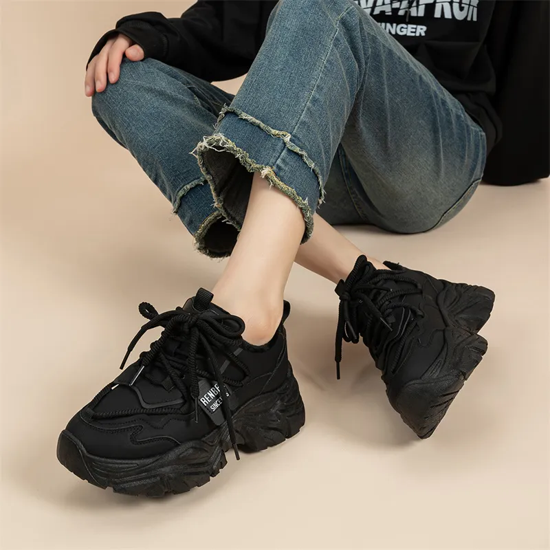 Humanism 1986 Abrasion Resistant Height Increasing Low Top Chunky Sneakers 5cm Women's Black-11