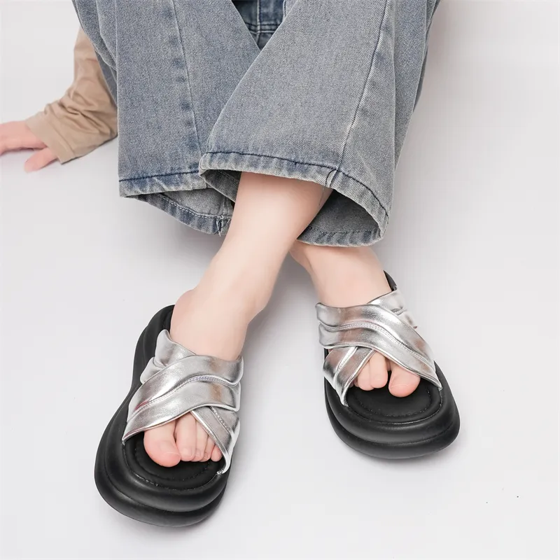 Humanism 1986 PVC Polyvinyl Chloride Abrasion Resistant Massage Slide Slippers Women's-9