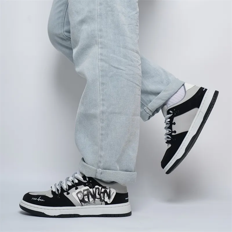 Humanism 1986 Skateboard Shoes Unisex-35