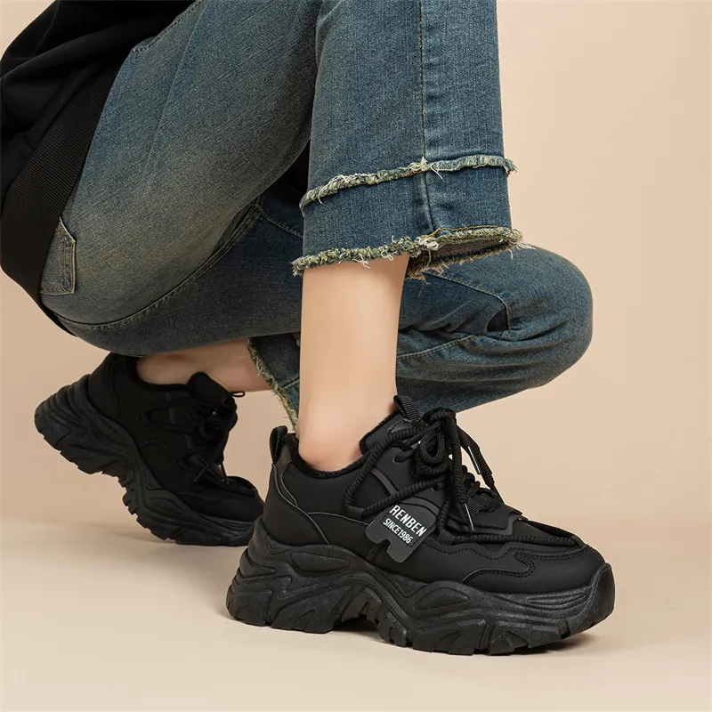 Humanism 1986 Abrasion Resistant Height Increasing Low Top Chunky Sneakers 5cm Women's Black-10