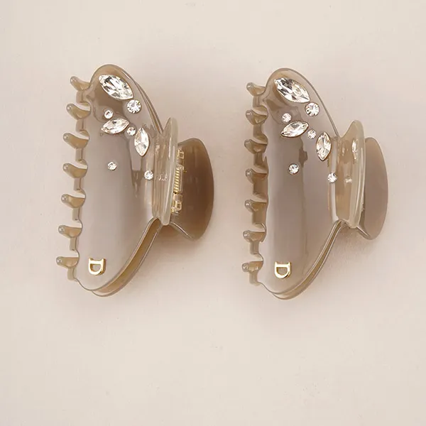 Left Europe Hair Clips Women's-1