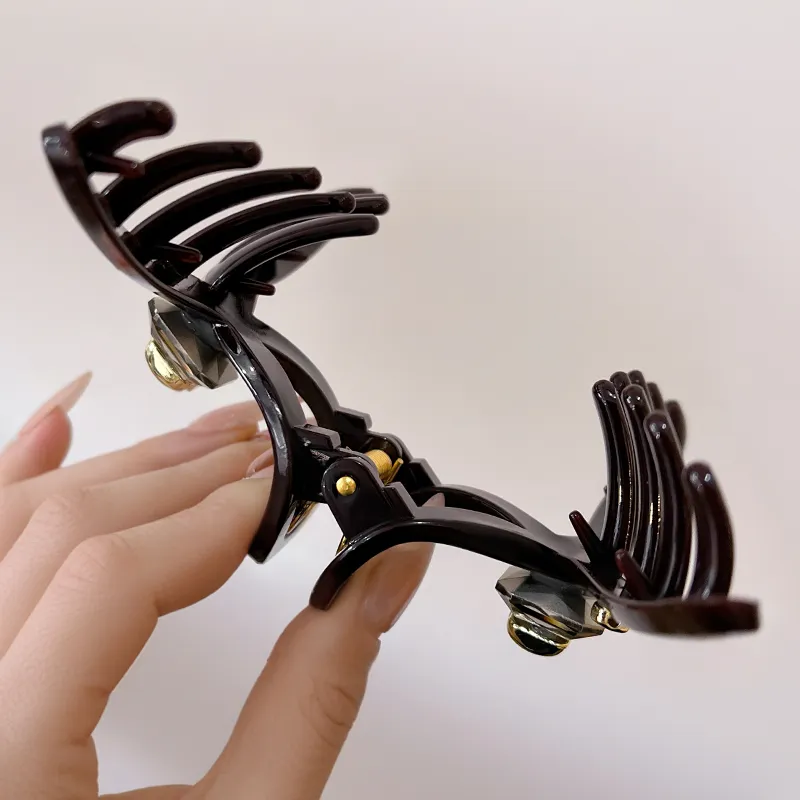Left Europe Acrylic Hair Clips Women's-2