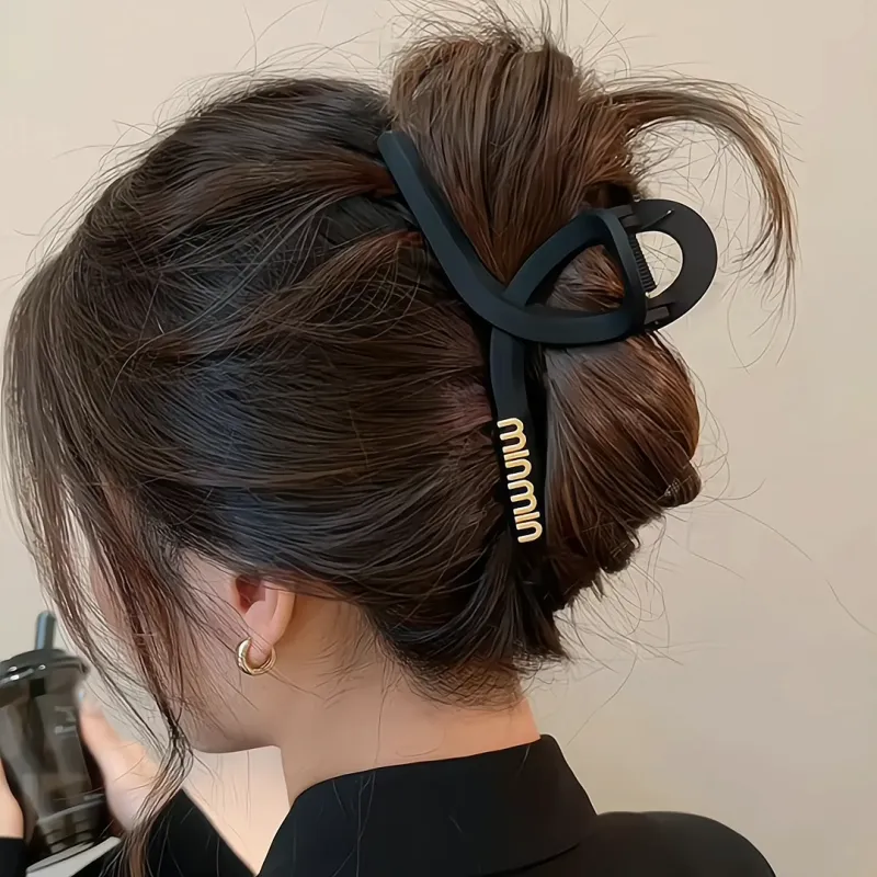 Left Europe Acrylic Hair Clips Women's-1