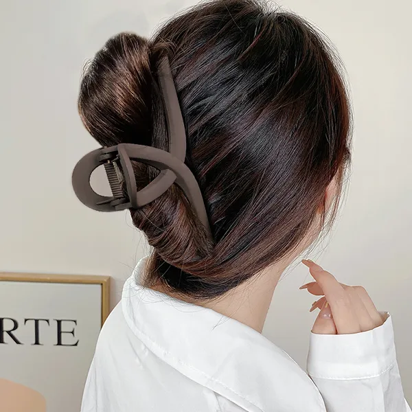 Left Europe Acrylic Hair Clips Women's-2