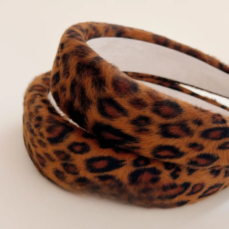 Left Europe Fleece Headbands Women's-2