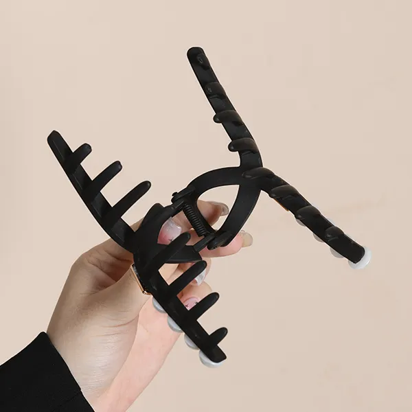 Left Europe Hair Clips Women's-4