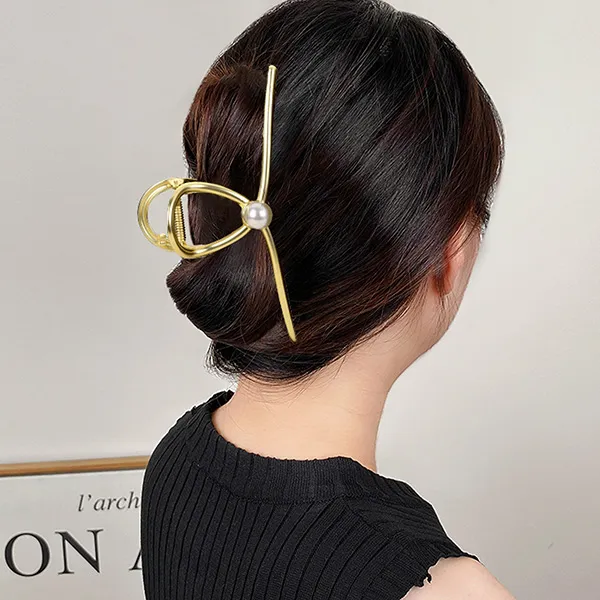 Left Europe Hair Clips Women's-1