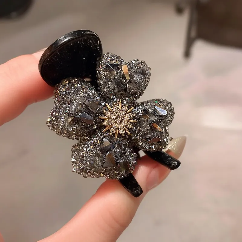Left Europe Acrylic Hair Clips Women's-1